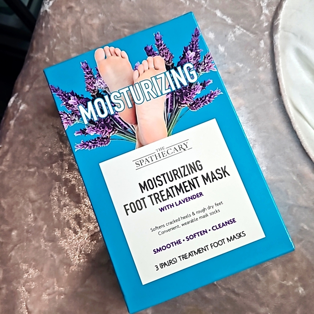 MOISTURIZING FOOT MASKS TREATMENT 3 PAIRS